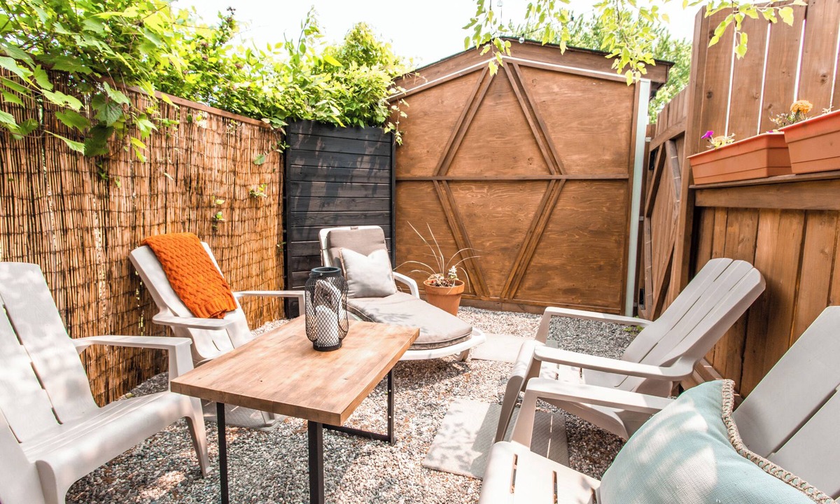 Virgil House | Designer Cottage! Steps from Popular Wineries!