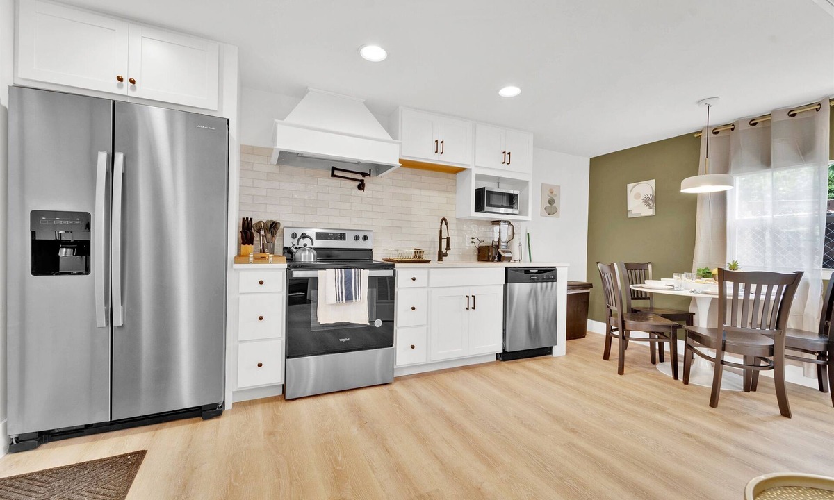 Parker Ridge House | Designers spot - No Extra Fees - Palm Wave Says