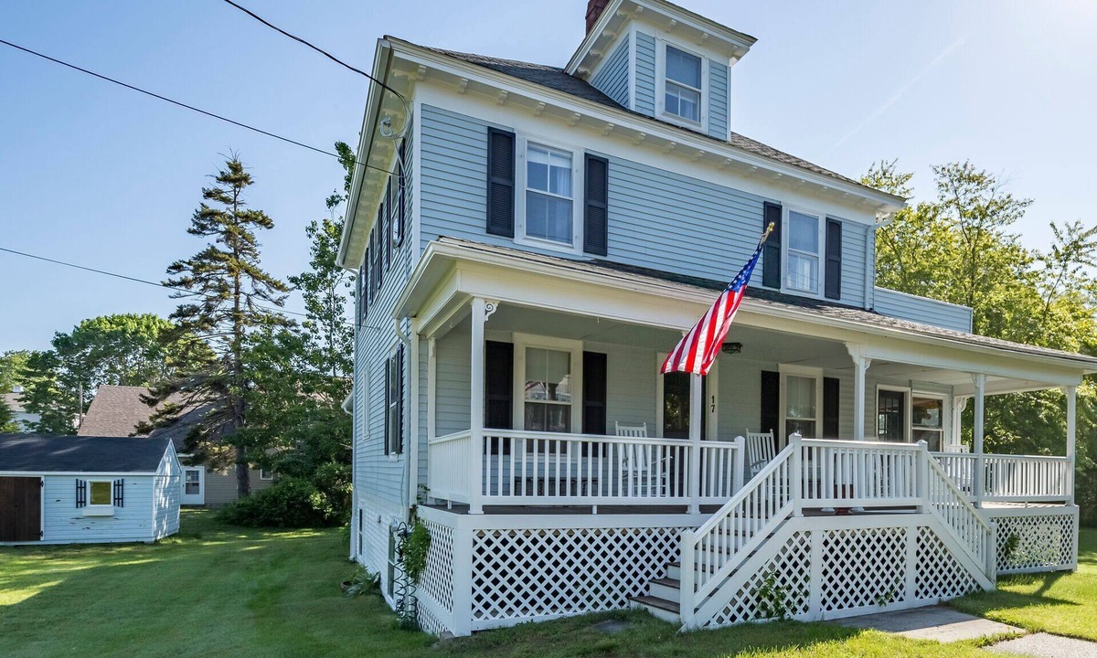 Rye House | Desirable Rye Beach House Location