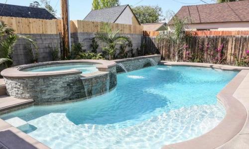 Santa Ana House | Destination #34