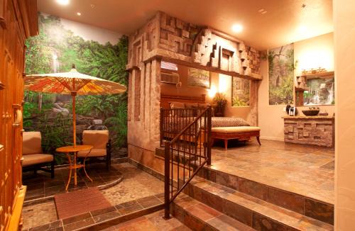 Idaho Falls Hotel | Destinations Inn Theme Rooms