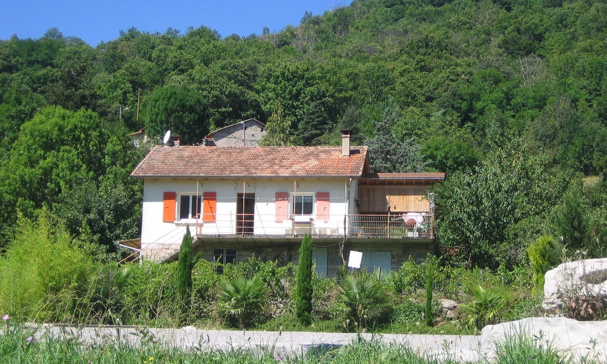 Saint-Pierre-de-Colombier House | Detached house in natural park, Private river access