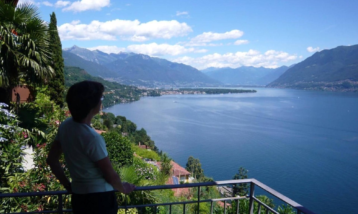 Porto Ronco House | Detached holiday home with top views