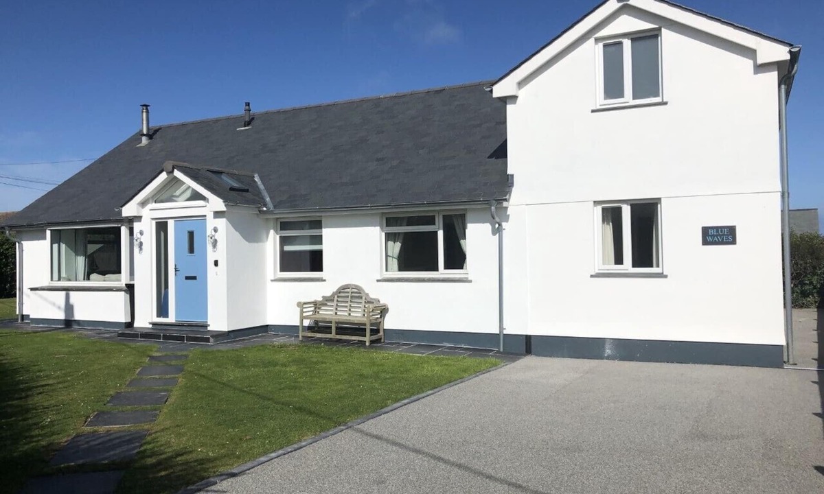 Trevone House | Detached Holiday Bungalow