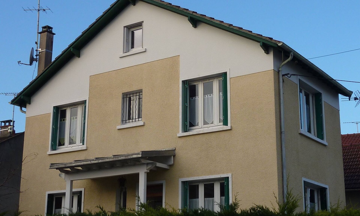 Franconville House | Detached house