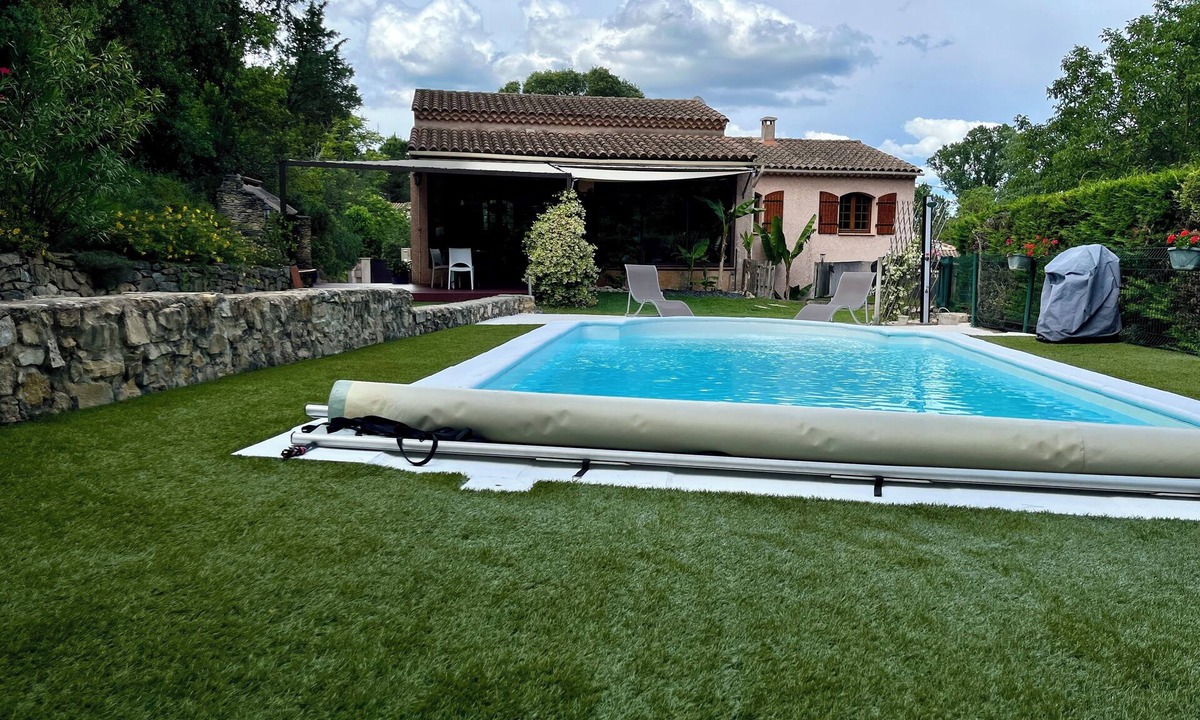 Sabran House | Detached house with peaceful pool in small hamlet