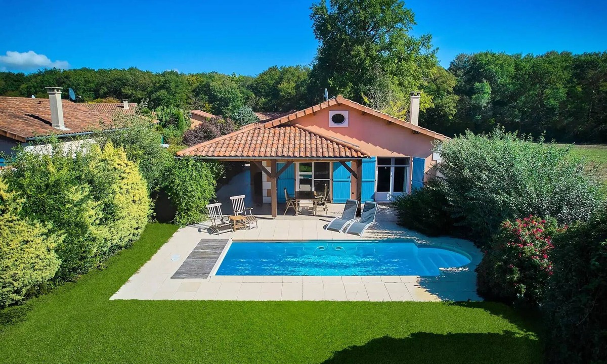 Les Forges Villa | Detached villa, 2 bathrooms, private pool, sleeps 4