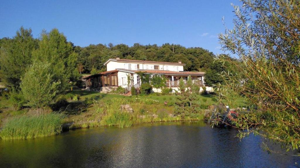 Gilhac-et-Bruzac Apartment | Deux Tilleuls