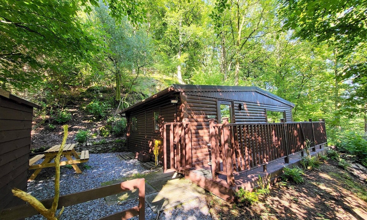 Skelwith Bridge Ski Chalet | Devoke Water, Neaum Crag
