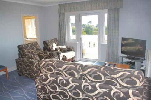 Exmouth Apartment | Devoncourt Monthly Rentals