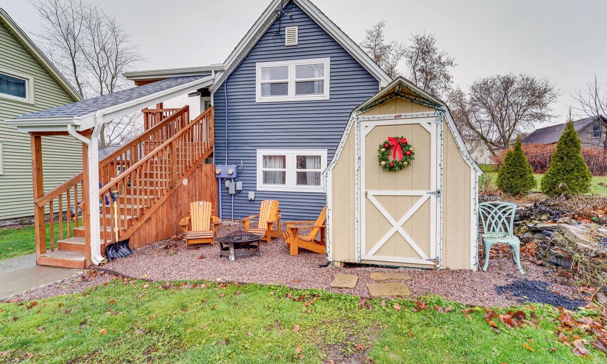 Dexter House | Dexter Vacation Rental in Walkable Location!