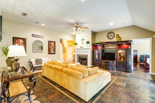Crowley House | DFW Fun Awaits: Family Home in Crowley!