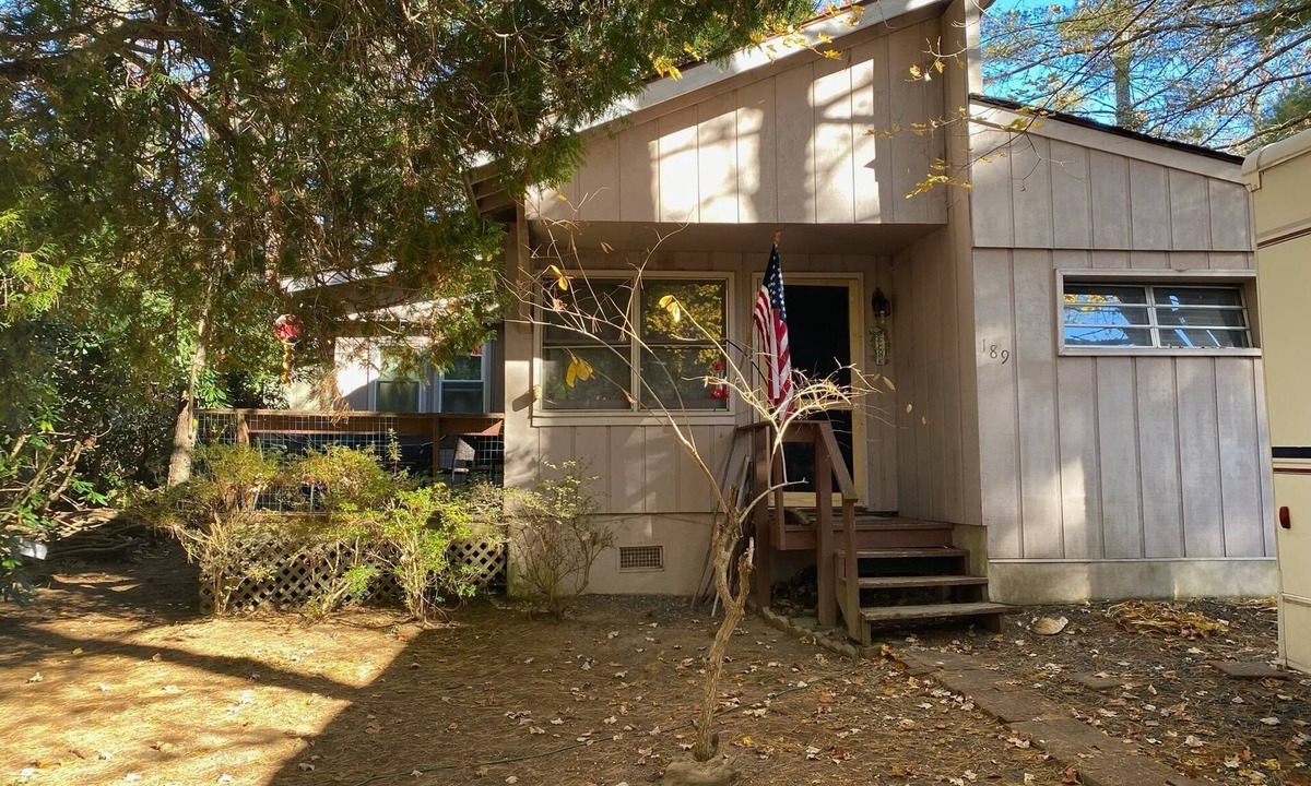 Newland Cabin | Diablo Peak Cabin - Linville Land Harbor