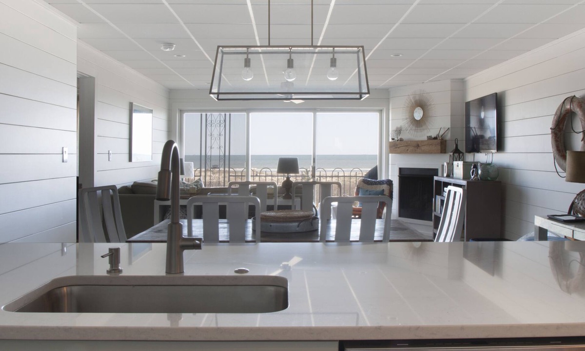 Diamond Beach Condo | Diamond Beach, NJ - Ocean Front