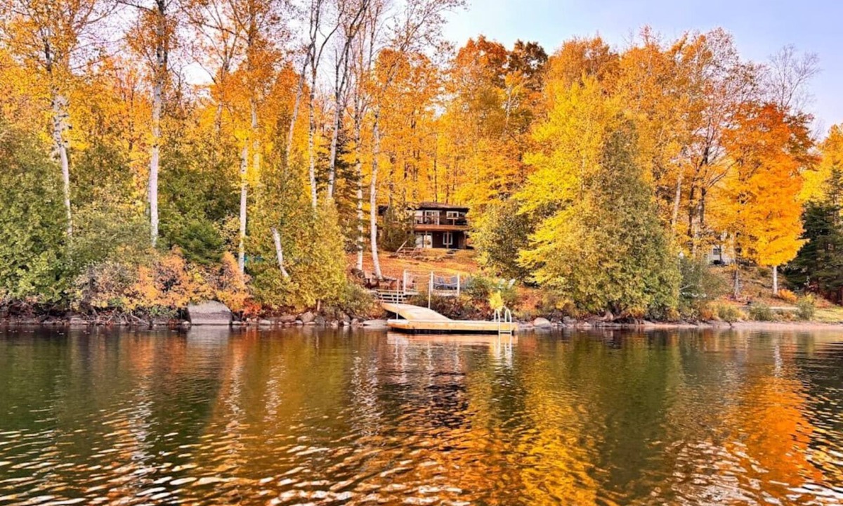 Hastings Highlands House | Diamond Lakefront | Private Ramp | Starry Skies