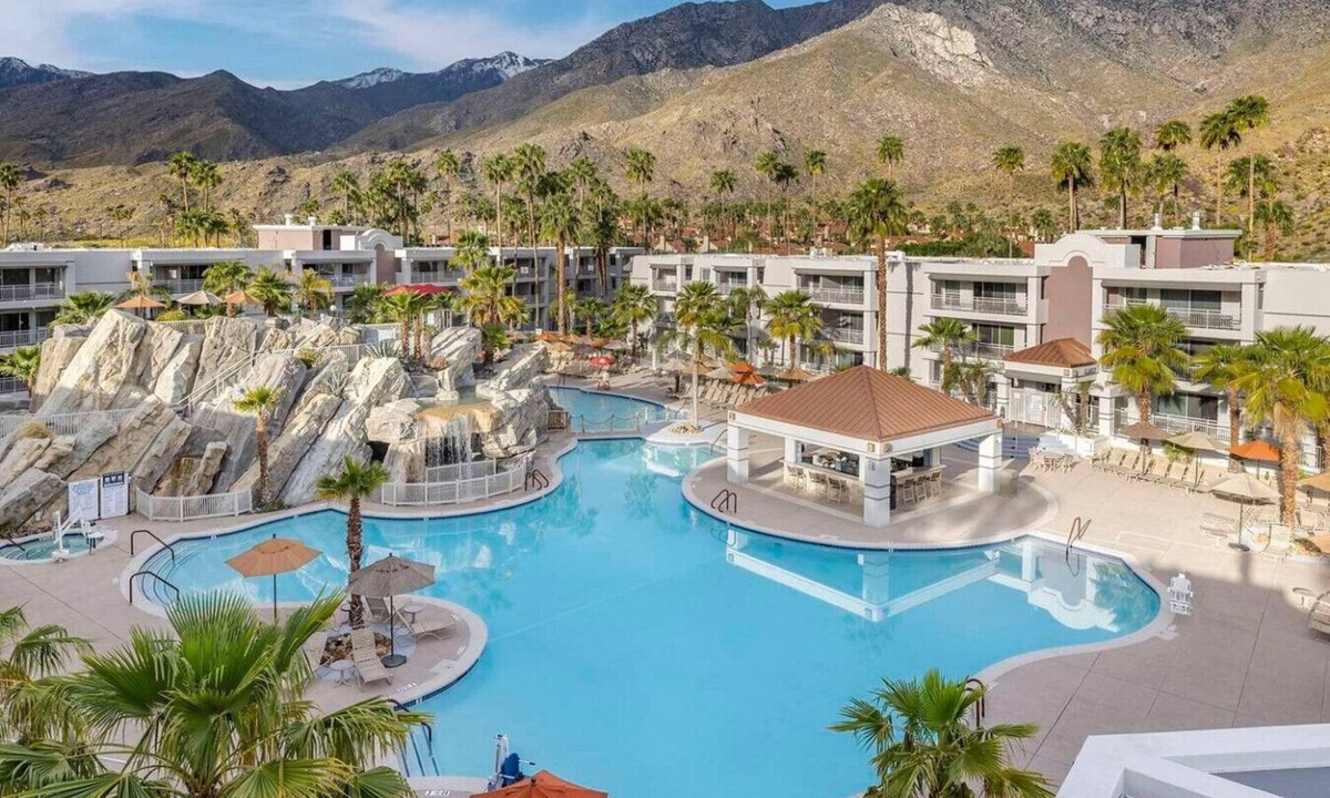 Canyon Corridor Apartment | Diamond - Palm Canyon Resort - 1BD