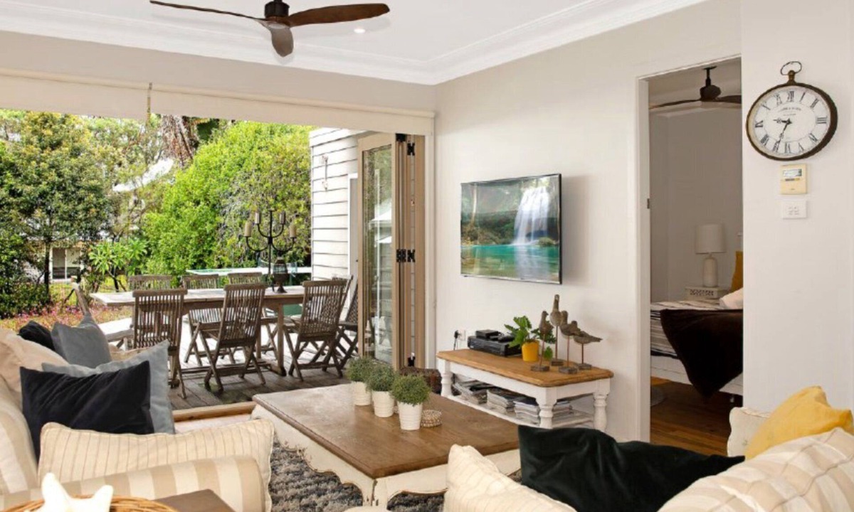 Pearl Beach House | Diamond Retreat by HolidayCo.