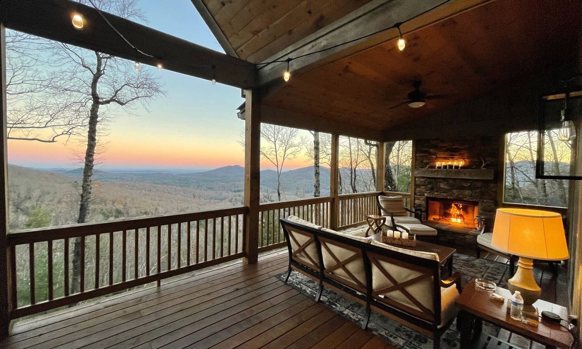 Sapphire House | Diamond Ridge: Modern Luxury, Ultimate Long-Range Mountain Views