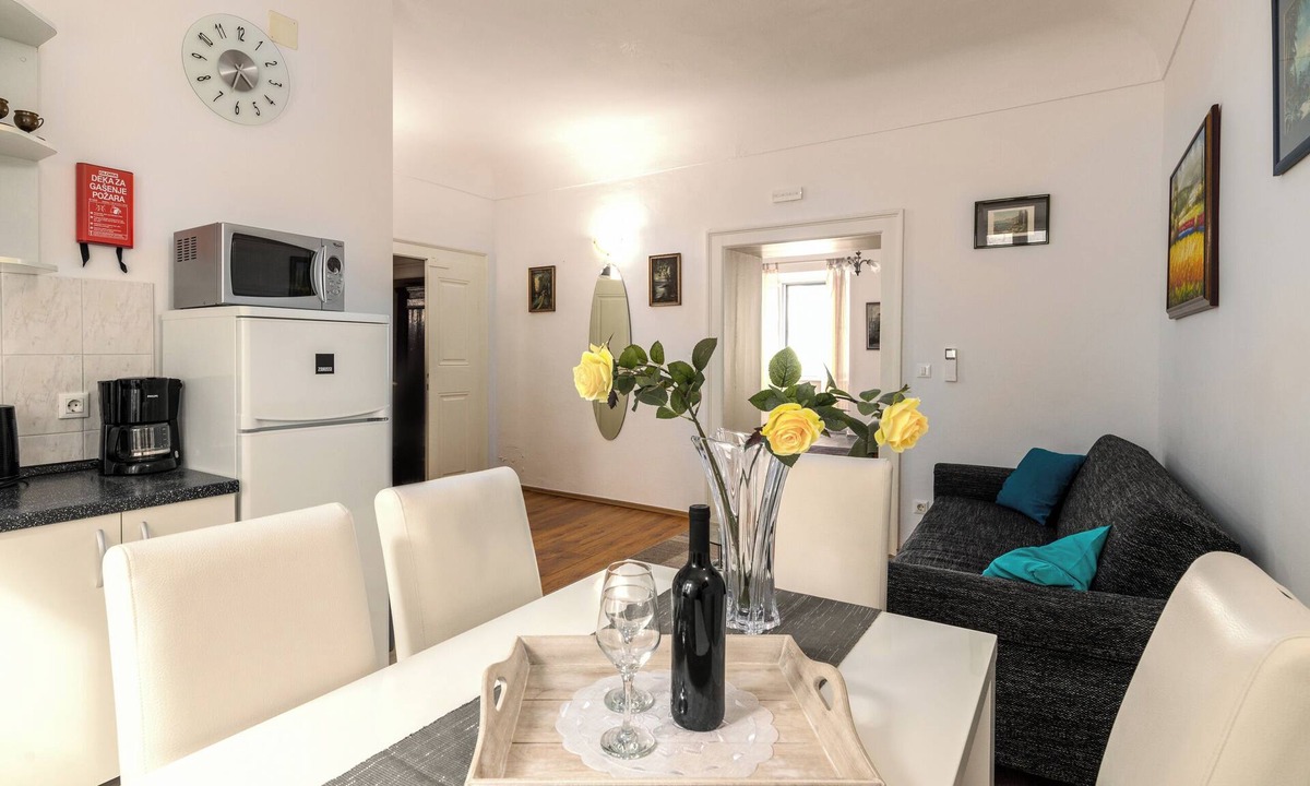 Dubrovnik Old Town Apartment | Diana Apartments Diana 2 Apartment Old town Center (FLAT AREA)