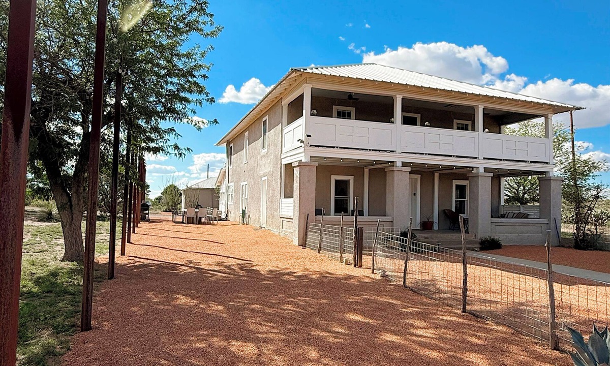 Marfa House | Dickson Marfa House - Spacious 7-Bedroom Vacation Rental + Events