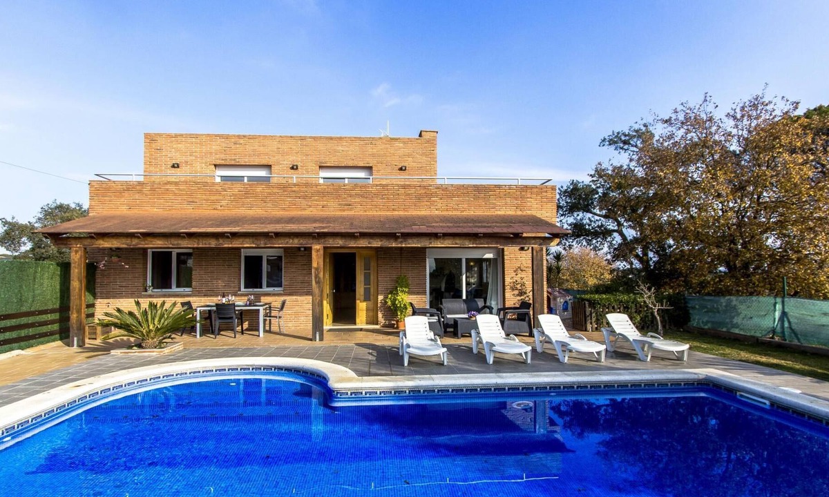 Sils Villa | Diego Sils 561.555 Villa CERICES