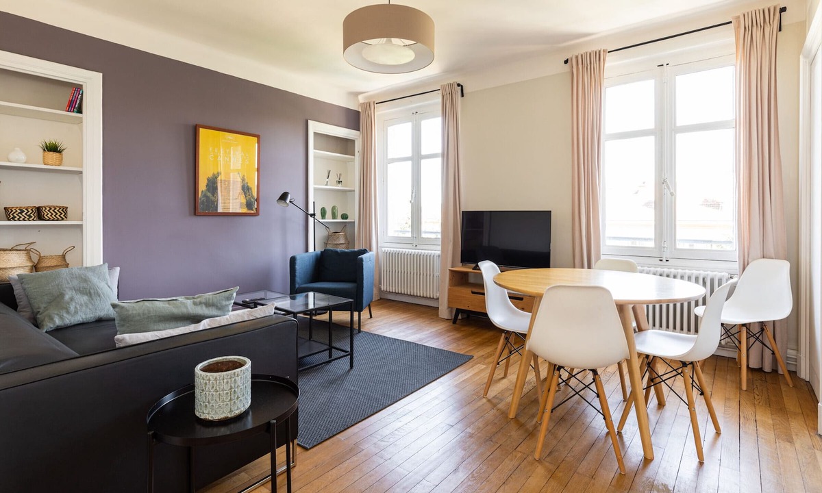 9th Arrondissement Apartment | DIFY Magnifique - Quartier Vaise
