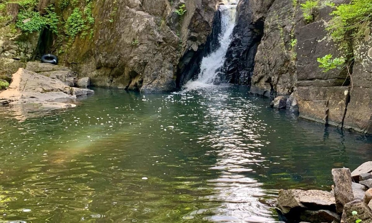 Crown Point RV Rental | Digital Detox @ a SECLUDED RUSTIC camp site. Waterfall, creek, swimming hole