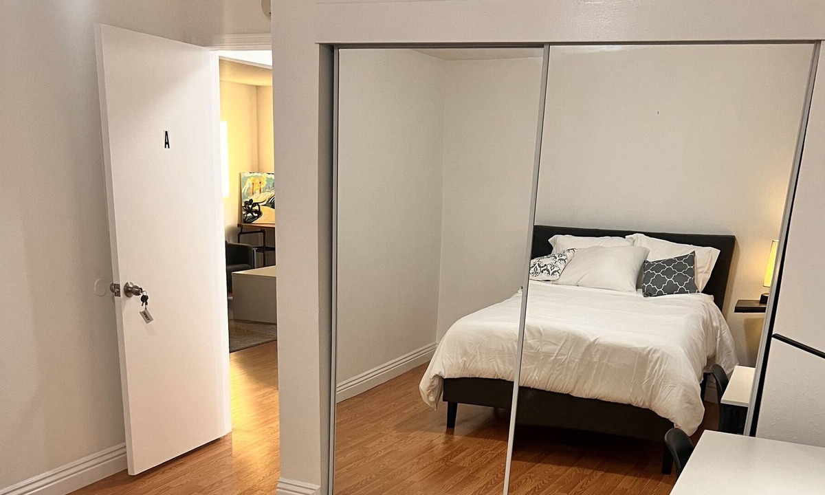 Upper Dimond Condo | Dimond View Condo