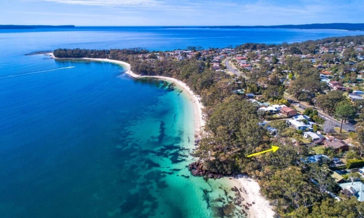 Vincentia House | *Direct Access to Orion Beach* Jervis Bay Beachfront