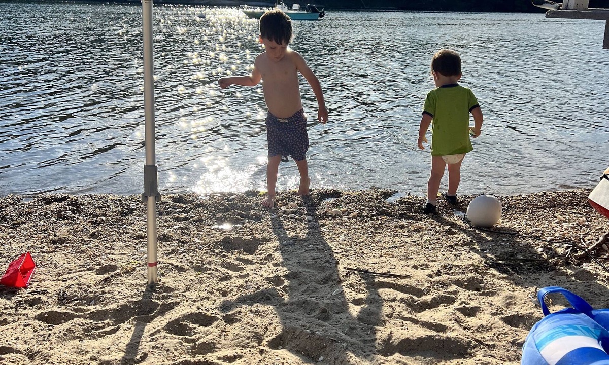 Waterford House | Direct Beach Front