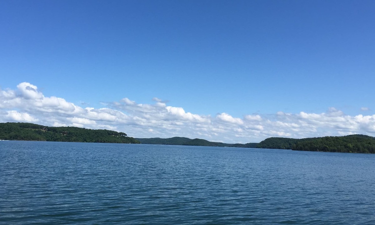 Lost Bridge Village Cabin | Direct Beaver Lakefront!!! Steps to Waterfront Amenities! Location! Location!