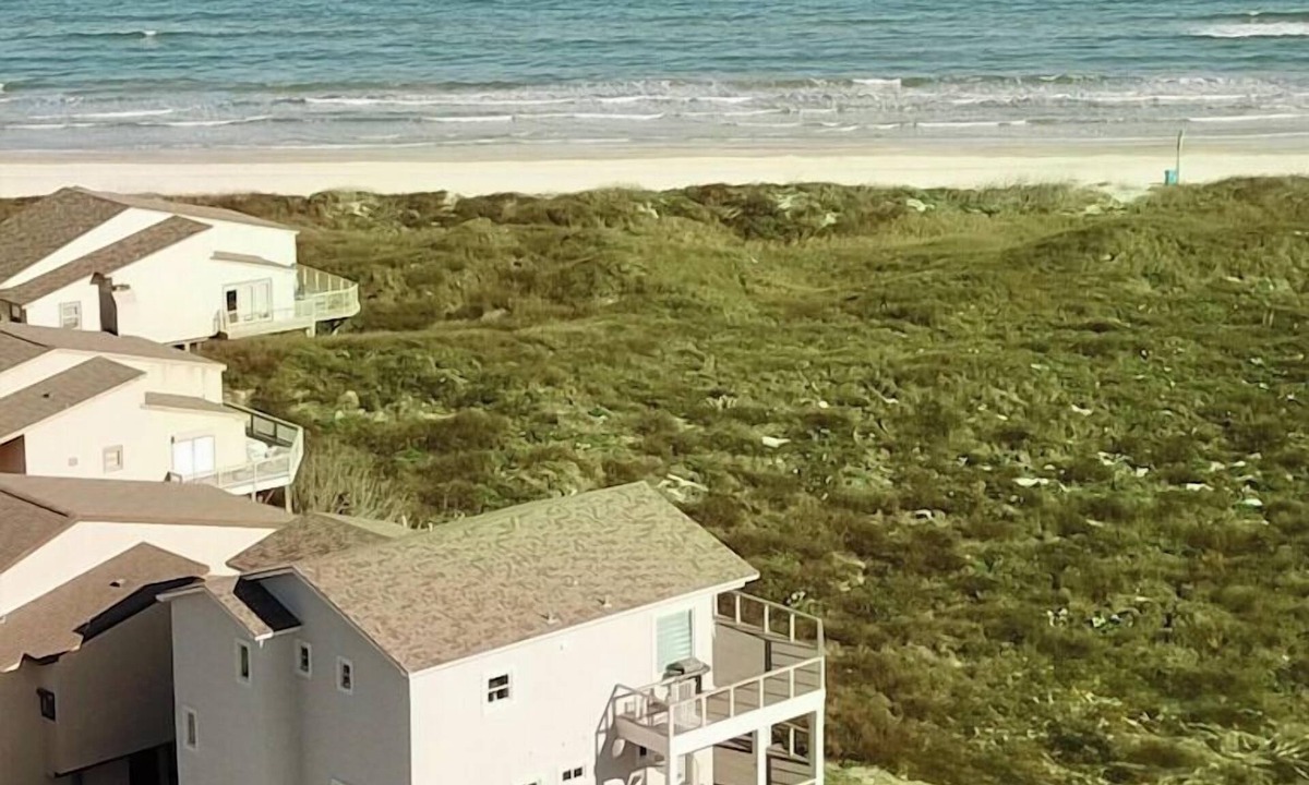 Port Aransas House | Direct Gulf Views, Shared Pool, Pet Friendly, Golf Cart Included, Boardwalk
