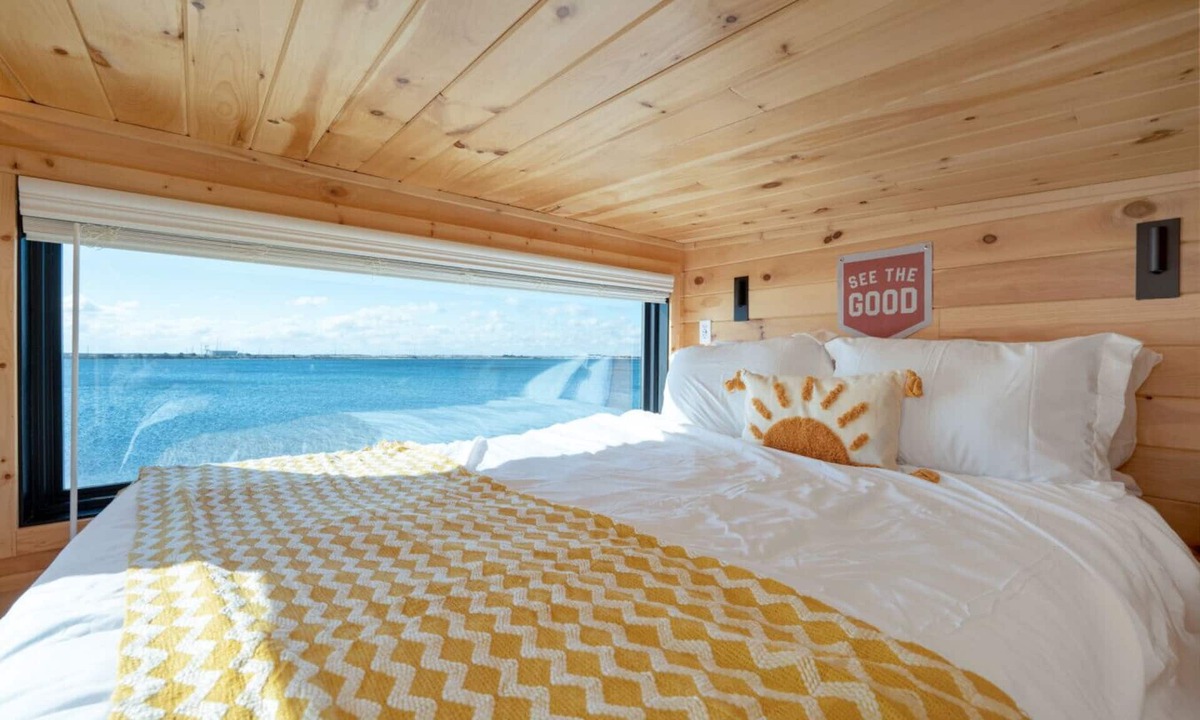 Mary Esther Cabin | Direct Waterfront Cabin | Sunset Views | #5