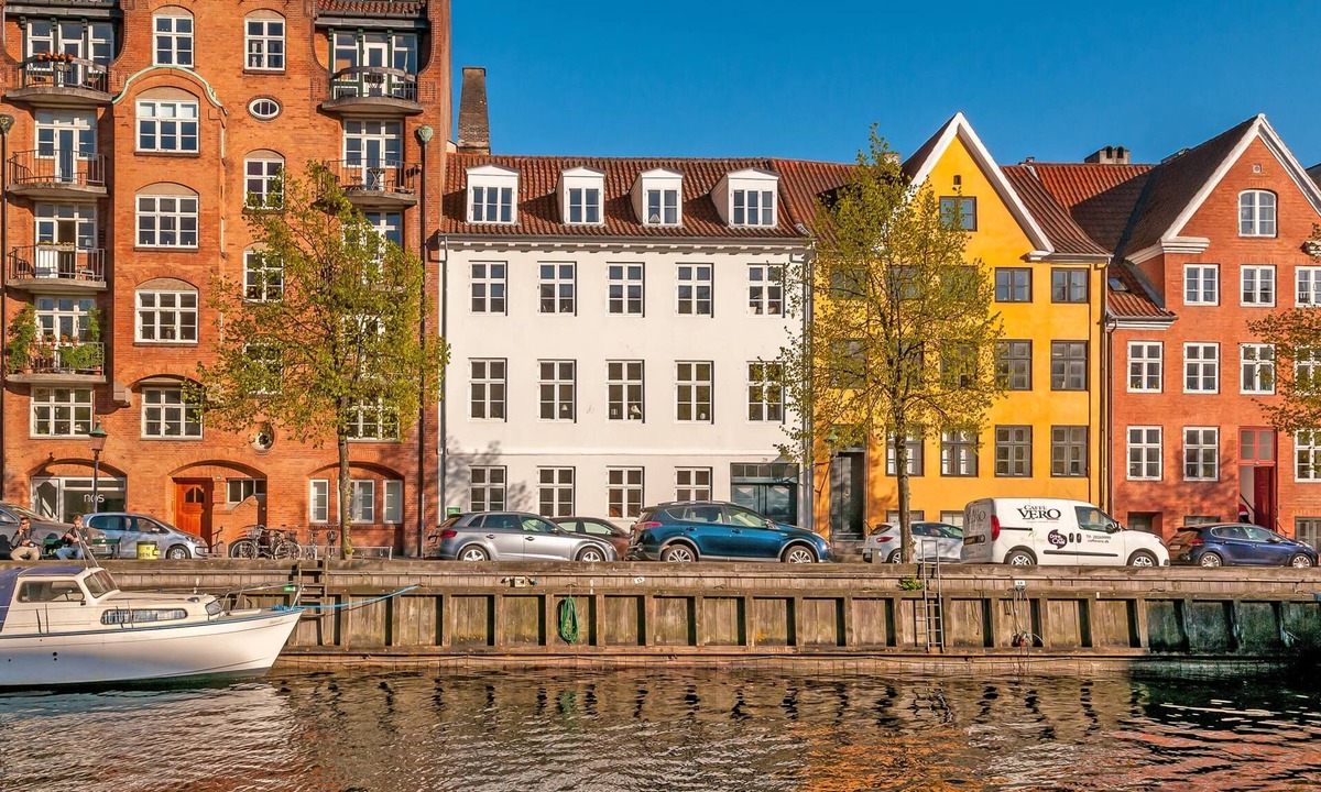 Christianshavn Apartment | Directly to the canals - Penthouse apartment 1400ft2
