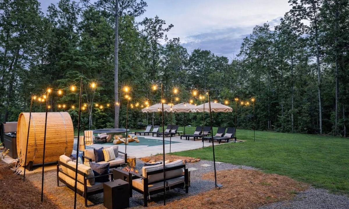 Talking Rock Cabin | Discover Elevated Wellness Pool, Sauna, Hot-Tub