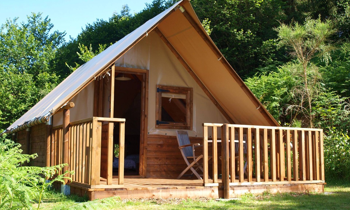 Saint-Dizier-Leyrenne Cabin | Discover the charms of the French countryside - eco & rural tourism