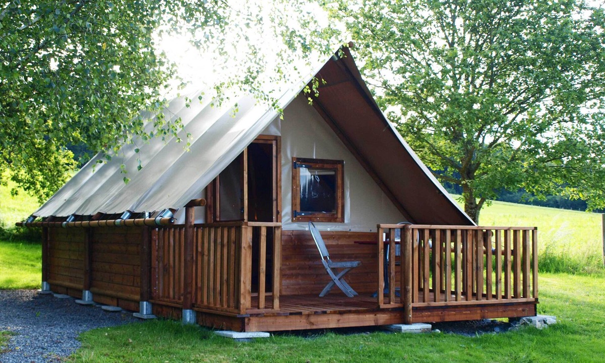 Saint-Dizier-Leyrenne Cabin | Discover the charms of the French countryside - eco & rural tourism