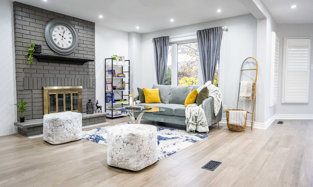 Ajax House | Discover the perfect fusion of Style and Comfort your home away from home.