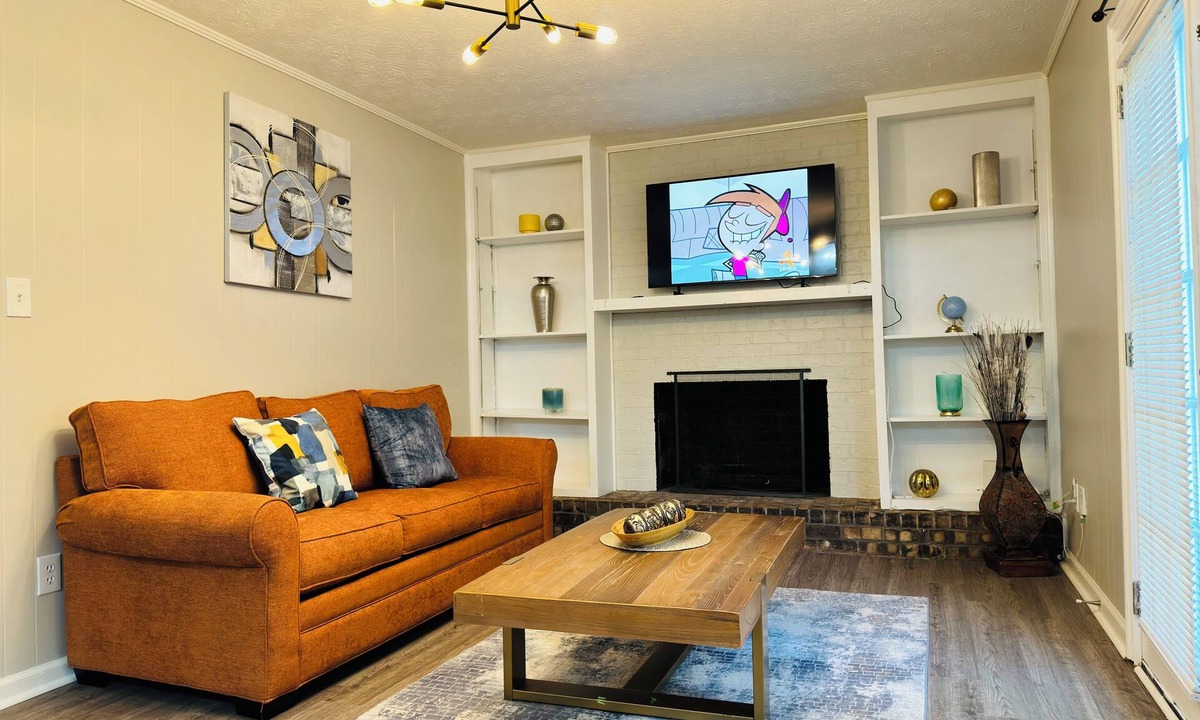 Five Forks House | Discover tranquility near Stone Mountain Park