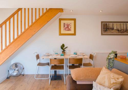 Cropthorne House | Discovery Barn - Luxury 2 Bed Barn Conversion!