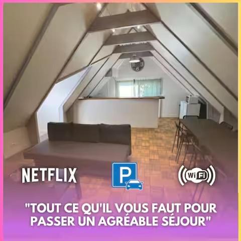 Coubron Apartment | Disney 20min & 10 Guests & Pool Option
