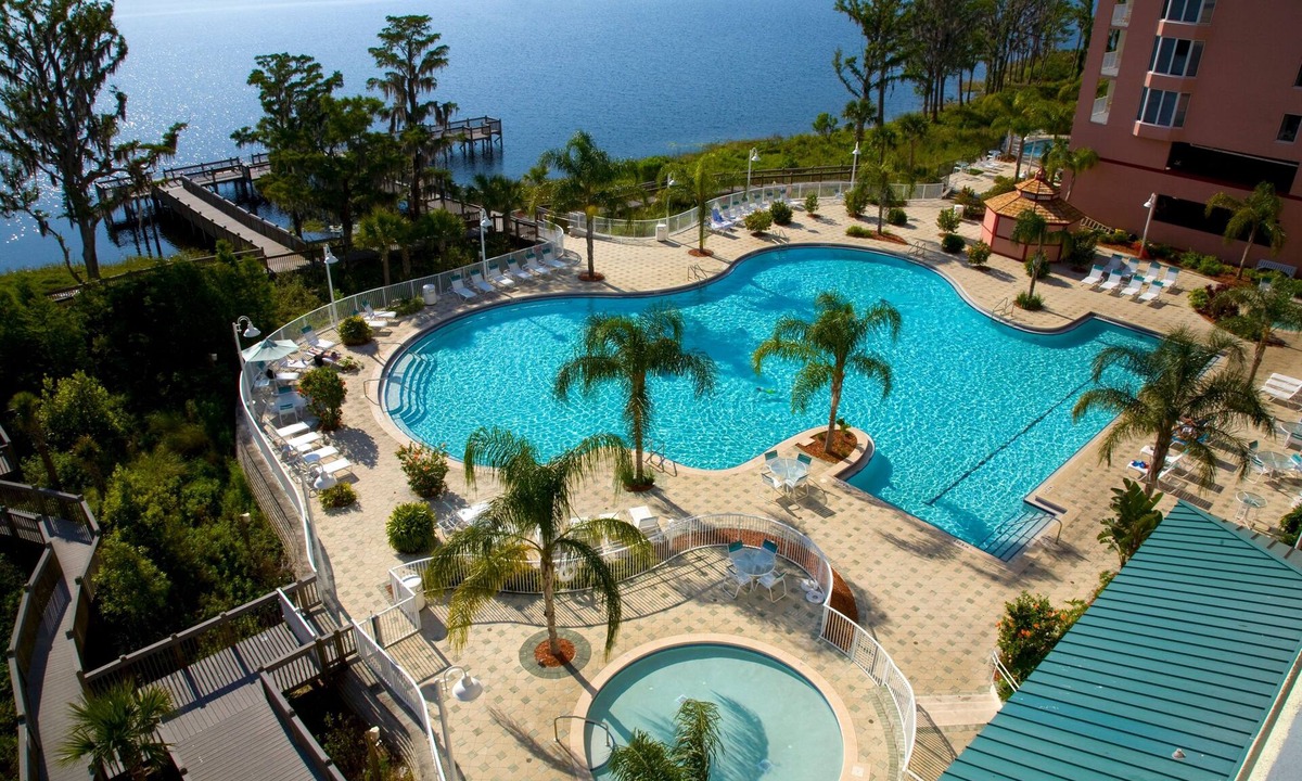 Florida Central Atlantic Coast Condo | Disney Penthouse Amazing Lake Bryan view by RedAwning