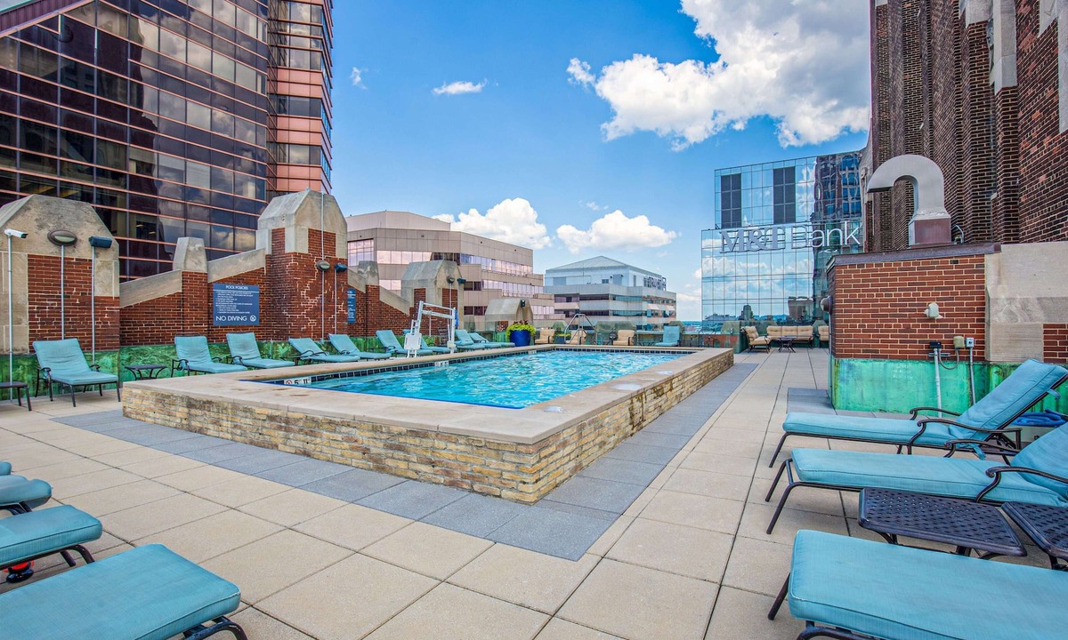 Downtown Baltimore Apartment | Distinguished Apartment Rooftop Deck