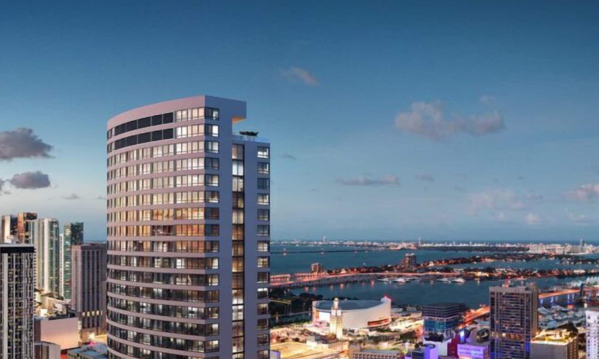 Downtown Miami Apartment | District 225