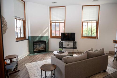 Downtown Apartment | District Attorney's Office