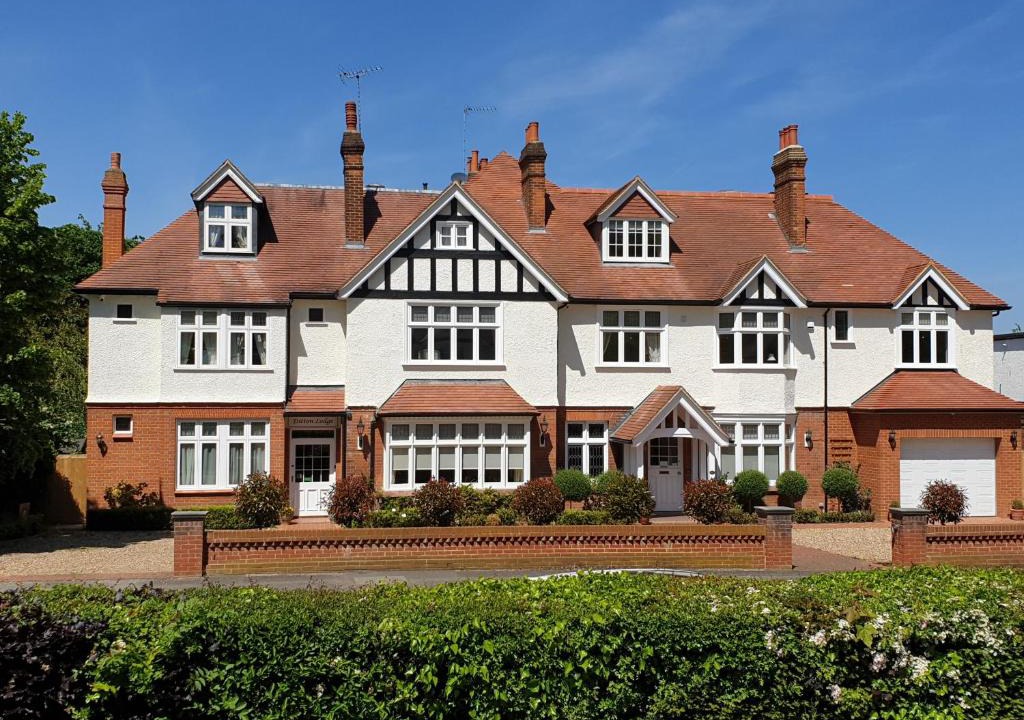 Long Ditton House | Ditton Lodge