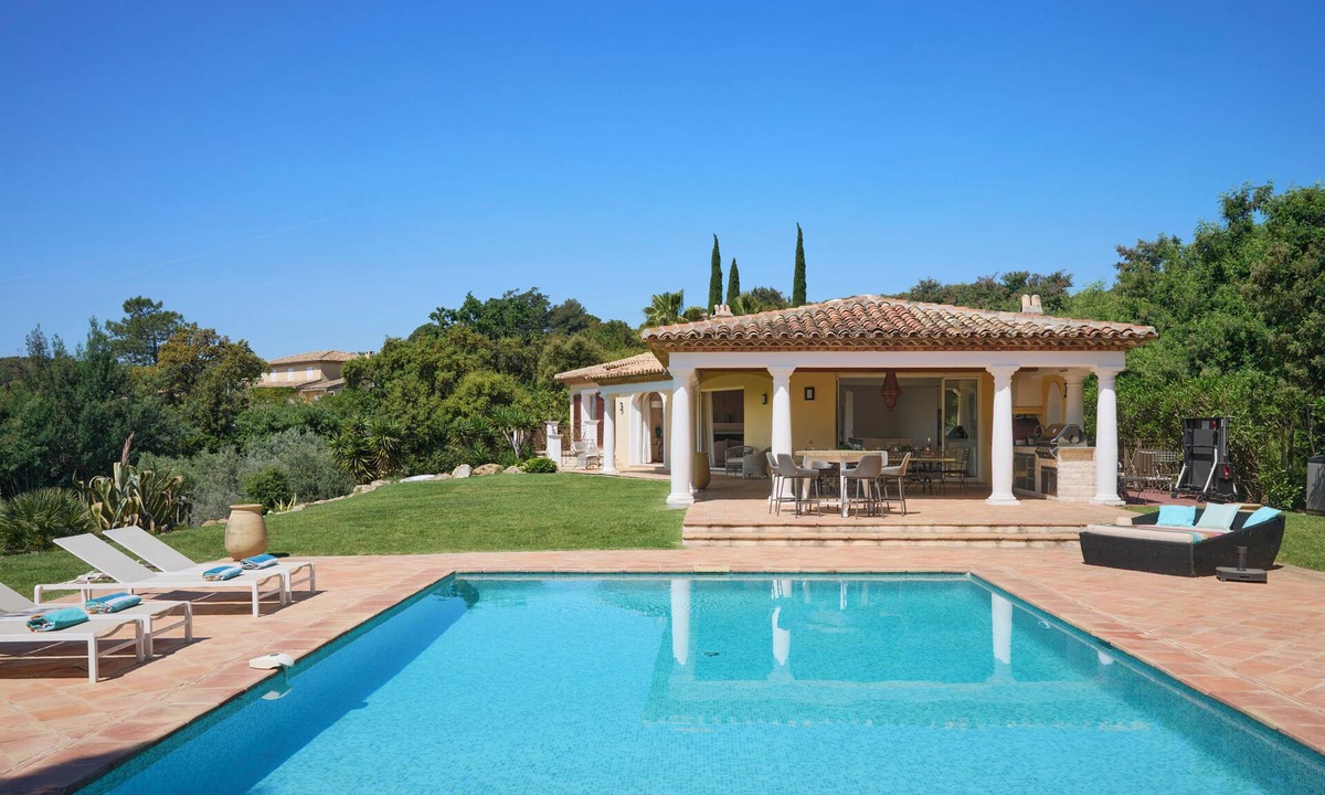 Grimaud Villa | Divine Grimaud Villa with Spectacular Views & Private Pool