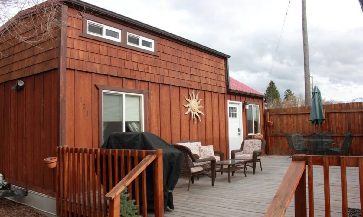 Prairie City House | Dixie Creek Bungalows, Not so Tiny, Tiny Home