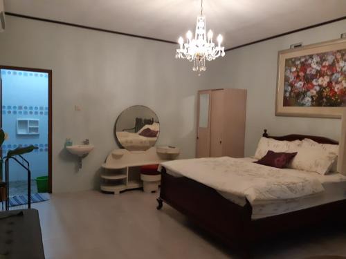 Sleman House | Diyan Padhang Homestay &Kedai Kopi Rempah