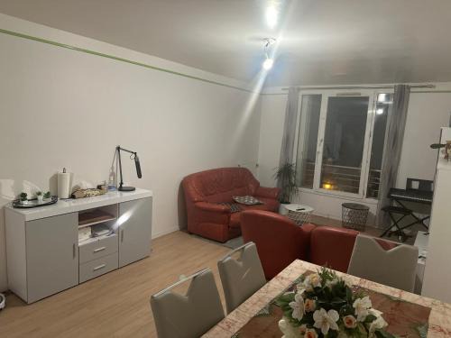 Torcy House | DLTA Hote